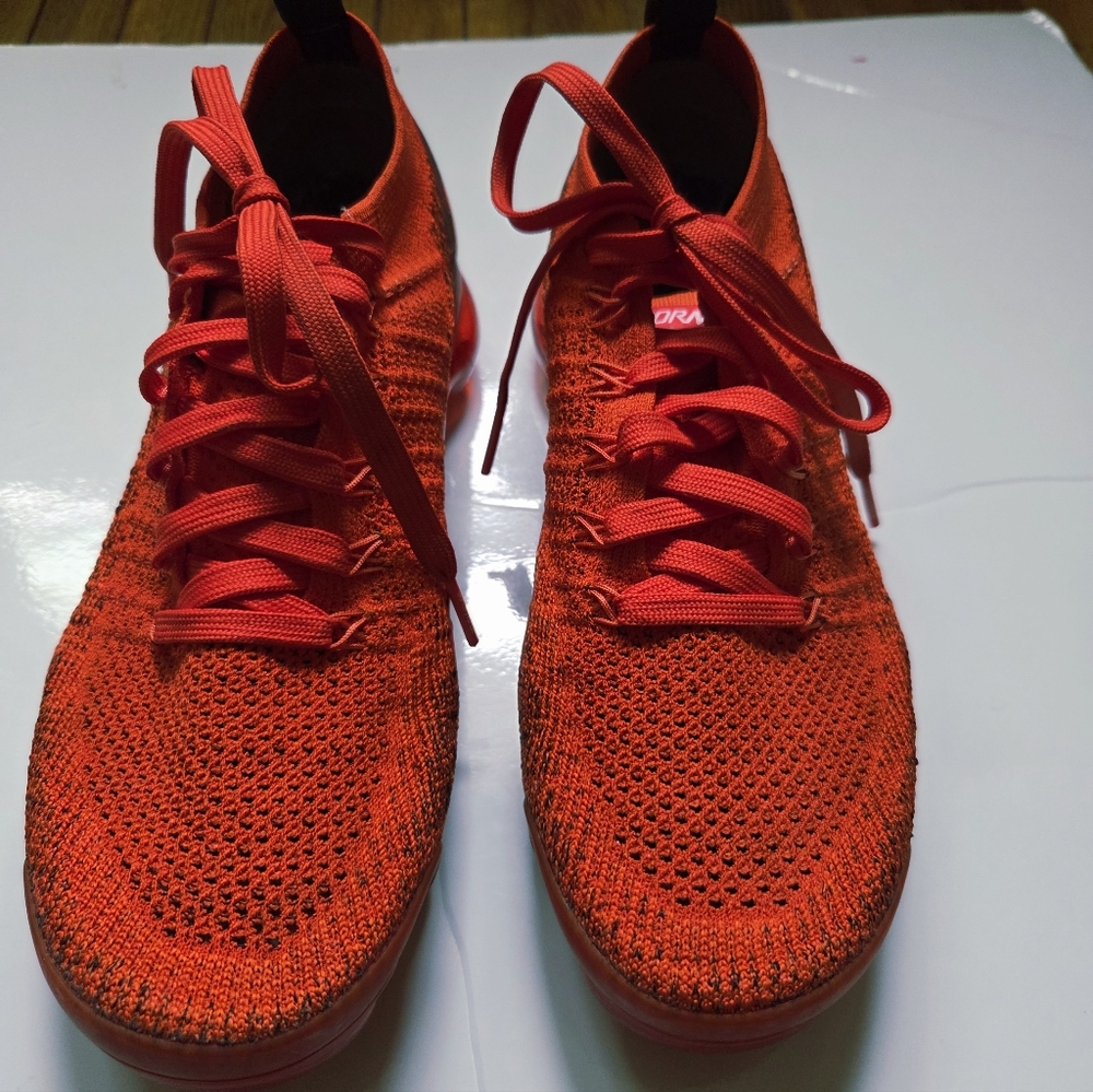 Nike Air VaporMax 2 Women's Sneaker Size 8.5